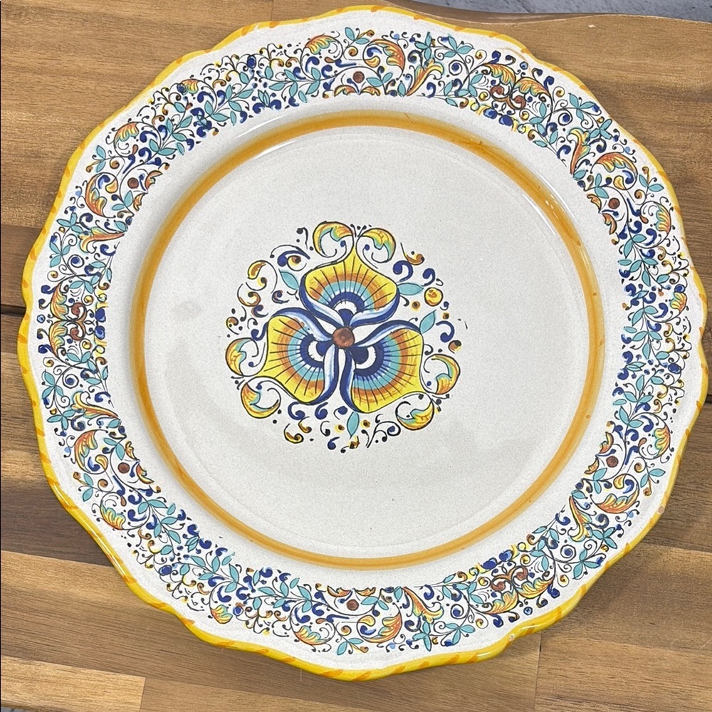 Vibrant Meridiana Plate Made in Italy